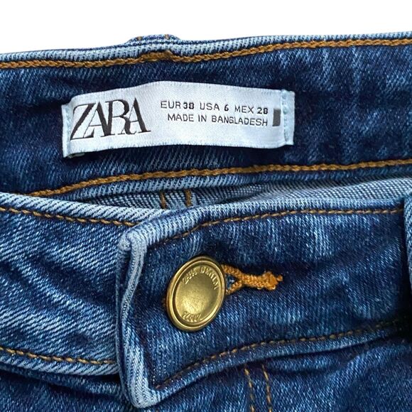 Womens Zara Mid-Rise Jeans Straight Leg Dark Blue Wash Raw Hem 8228 222 Size 6 - Picture 3 of 5
